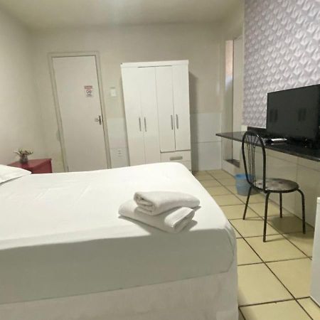 Center Plaza Hotel Каруару Екстериор снимка
