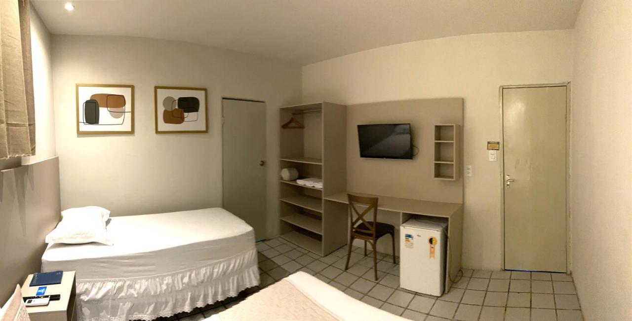 Center Plaza Hotel Каруару Екстериор снимка