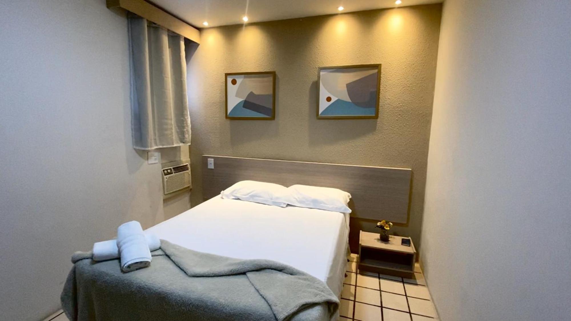 Center Plaza Hotel Каруару Екстериор снимка
